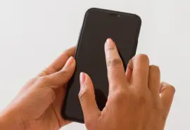 iPhone Is Working but Screen is Black? 6 Quick Fixes